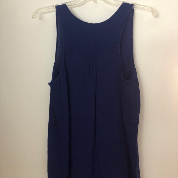 Guess blue tank size large great condition! Gorgeous blue color - Picture 2 of 3